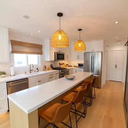 Harbor Lookout - Luxury Beach Home With Coastal Views - Walk To Everything! Newport Beach Exterior photo